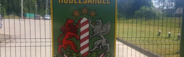 Robežsargi aiztur Francijas pilsoni par nelegālo migrantu pārvadāšanu