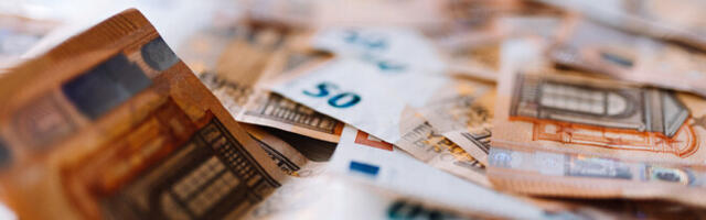 Законопроект: Бюро данных об отмывании денег получит право создать гигантское хранилище данных