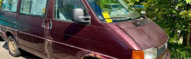 В Хааберсти на брошенных автомобилях разместят напоминающие штрафные квитанции уведомления