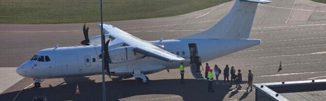 Подорожавшие билеты заметно снизили пассажиропоток в авиасообщении с Сааремаа и Хийумаа