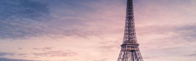 Власти Франции планируют с января 2022 года ввести жесткие ограничения для непривитых жителей и иностранных туристов