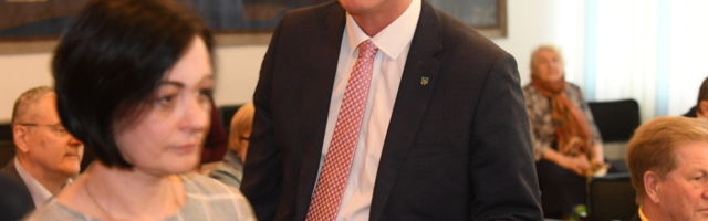 Прокуратура не стала заводить дело против нарвской оппозиции