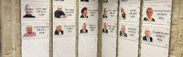 В Кохтла-Ярве открыли новую доску почетных граждан города