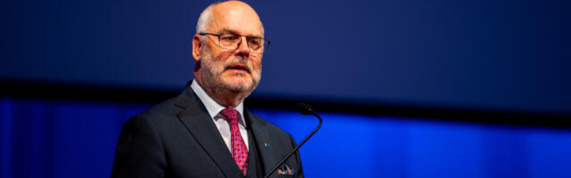 Центристская партия: правительство ведет публичную кампанию против Кариса