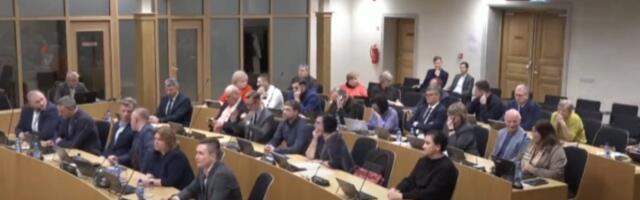 Стальнухин обвинил центристов и “План Б» в попытках подкупа и запугивании депутатов его фракции