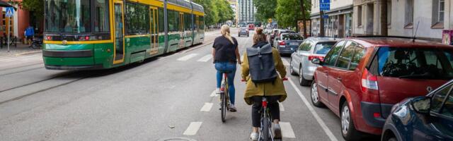 Более половины финнов готовы принимать больше работников из стран ЕС