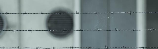 Опрос: сторонников договора аренды тюрьмы в Тарту среди избирателей меньше, чем противников