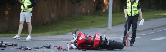 Попавший в ДТП мотоциклист скончался в больнице