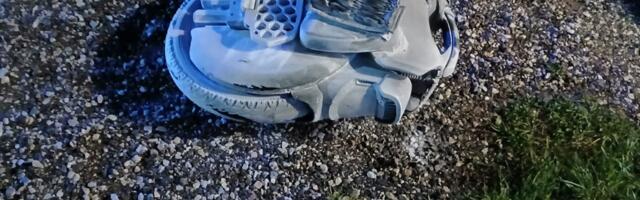 Сводка спасателей: в Тарту загорелись два моноколеса