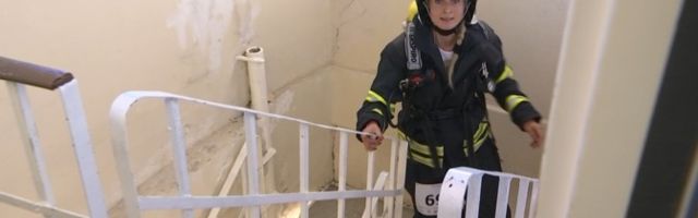 На лестницах Таллиннской телебашни прошел забег спасателей и любителей бега