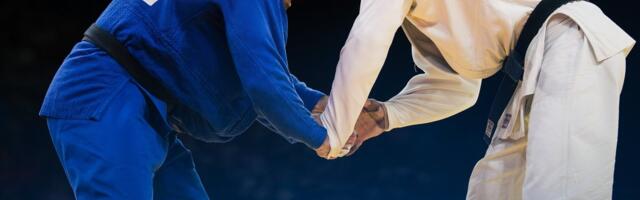 Дзюдоистам из России разрешили выступать под флагом и с гимном