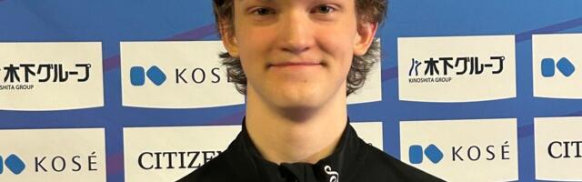 „Мама никогда не смотрит мои соревнования — слишком переживает“ — эстонский фигурист Чураков на юниорском ЧМ