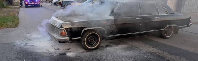 Сводка спасателей: в Тарту загорелся раритетный автомобиль