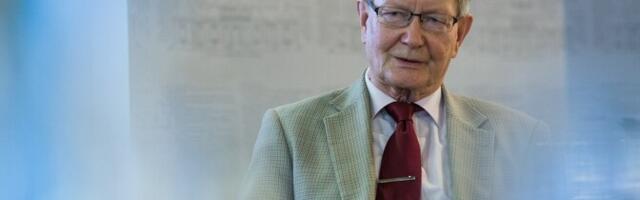 Политик Тунне Келам с супругой попали в ДТП в Виймси