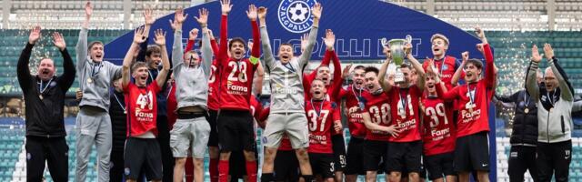 ВИДЕО | Исторический триумф: Нарвский „Транс“ U19 впервые сыграет в еврокубке. „Я всегда мечтал вывести своих воспитанников в Лигу чемпионов“