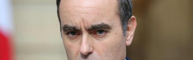 Премьер-министр Франции Лекорню подал в отставку. Во главе кабинета он пробыл меньше месяца