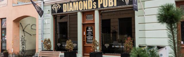 Арестованный после масштабного рейда владелец стриптиз-клуба обвиняется в мерзких преступлениях