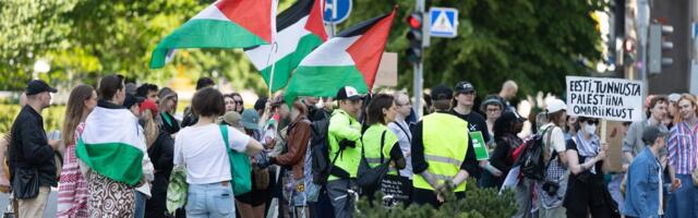 Советник мэра Таллинна участвовала в митинге в поддержку Палестины. Осиновский: „важно сохранять демократическую свободу мнений“