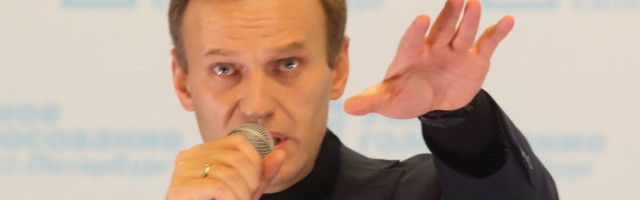 Рефлексы против инстинктов. Зачем Кремль делает из Навального Магнитского?