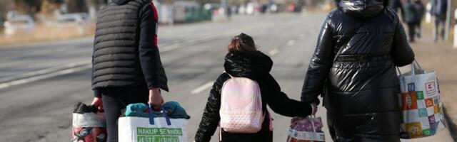 ООН говорит о 100 тысячах беженцев в результате вторжения России на Украину