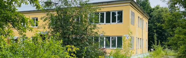 В Нарве снесут здания двух бывших детских садов