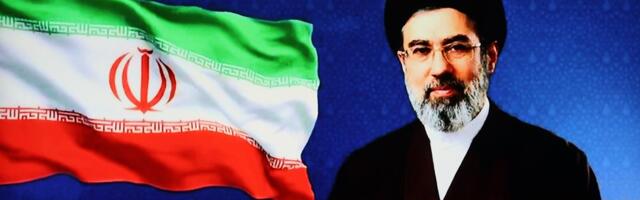 В первом обращении новый верховный лидер Ирана заявил о мести и продолжении блокады Ормузского пролива