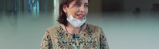 Семейный врач Кармен Йоллер перечисляет ошибки, которые делают люди, надевая маски