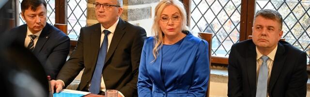 Борис Тух: Поделили чемодан без ручки