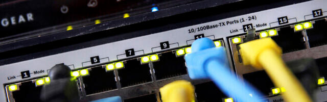 Спецслужбы предупреждают о хакерах РФ, взламывающих роутеры