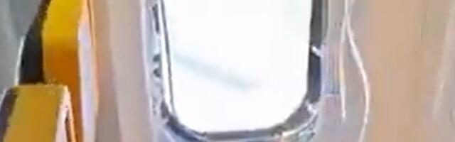 ВИДЕО | ЧП в воздухе: пассажиры Ryanair спасли мужчину, которого затянуло в разбитое окно самолета 