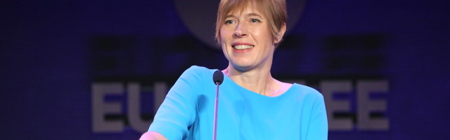 Президент созовет совет по гособороне из-за высказываний Хельме