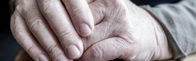 Пенсионерка отняла квартиру у сына из-за оскорблений