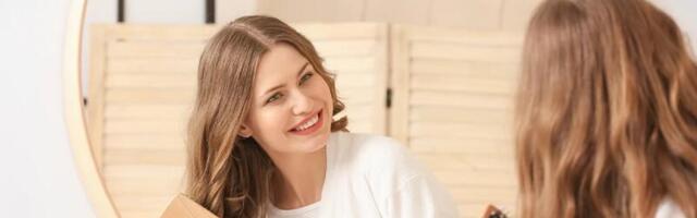 Волосы в 20, 30, 40, 50 и 60 лет: что с ними делают гормоны и как не дать им все испортить