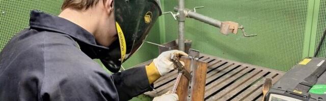 Молодежь предпочитает специальности, связанные с работой в помещении