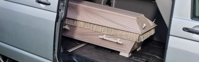 ВОПРОС ЧИТАТЕЛЯ | Можно ли хранить дома тело умершего близкого? И как это делать?