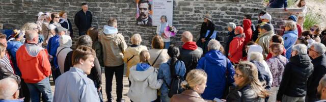 В Нарва-Йыэсуу открыли “Тропу мудрости”