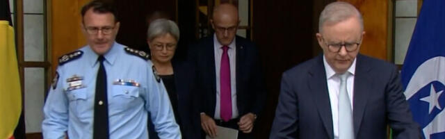 Австралия обвиняет Иран в организации антисемитских нападений и высылает посла