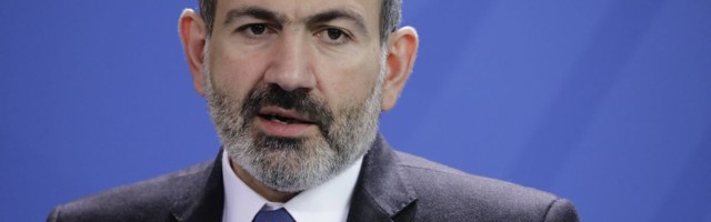 Премьер Армении исключил мирное решение конфликта вокруг Карабаха