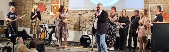 «Люди встречаются…»