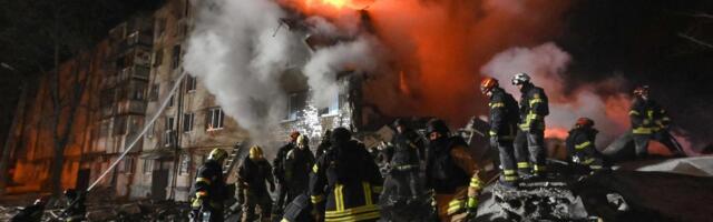 ФОТО | Россия нанесла ракетный удар по Харькову. Разрушен жилой дом, погибли шесть человек