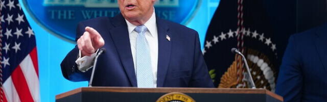 Трамп пригрозил, что во вторник Иран может быть уничтожен