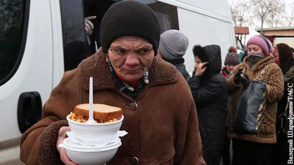 Голодом кормили. Голодающие люди в России.