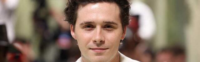 Старший сын Бекхэма потребовал от родителей общаться c ним только через адвокатов