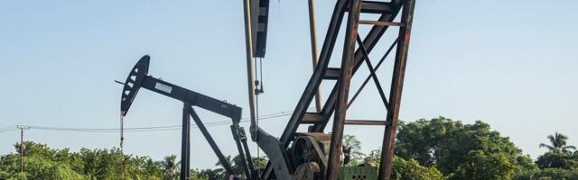 СМИ: ЕС хочет остановить рост потолка цен на нефть из РФ