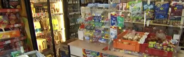 Видео: В Тарту закрывается последний маленький продуктовый магазин в Карлова