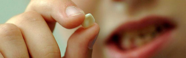 У россиянки в носу выросли зубы