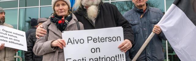 Скандал на заседании Айво Петерсона: двух зрителей вывели из зала, вмешалась полиция