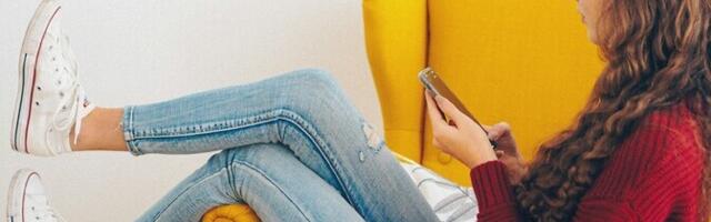 Физиотерапевт: развитие сколиоза не зависит от неправильной позы при сидении