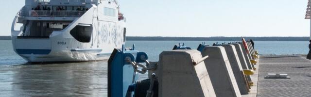 До понедельника паромное сообщение между крупнейшими эстонскими островами нарушено