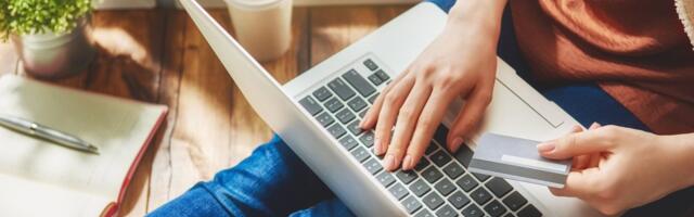 Купить дешево, не выходя из дома! Сегодня в кампании э-понедельник принимают участие около 300 интернет-магазинов